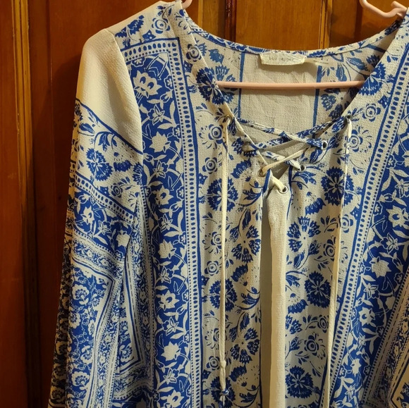 printed long sleeve blouse - Picture 3 of 5